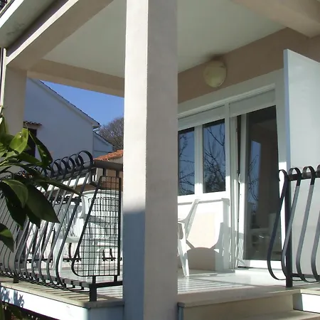 达尔马提亚别墅酒店 公寓 扎达尔