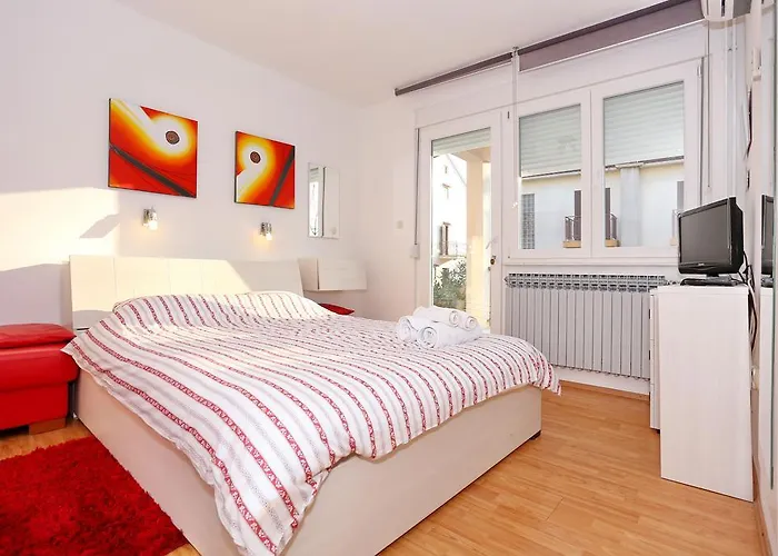 Dalmatia Apartamento *