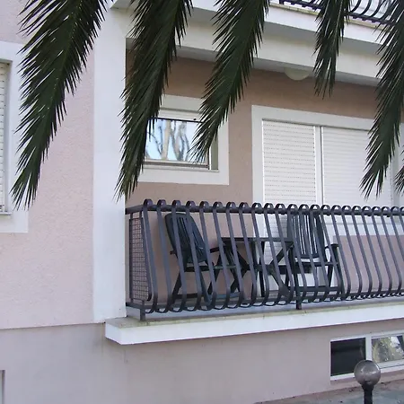 Апартаменти Dalmatia