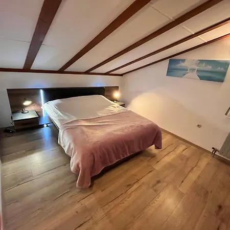 Апартаменти Dalmatia Задар